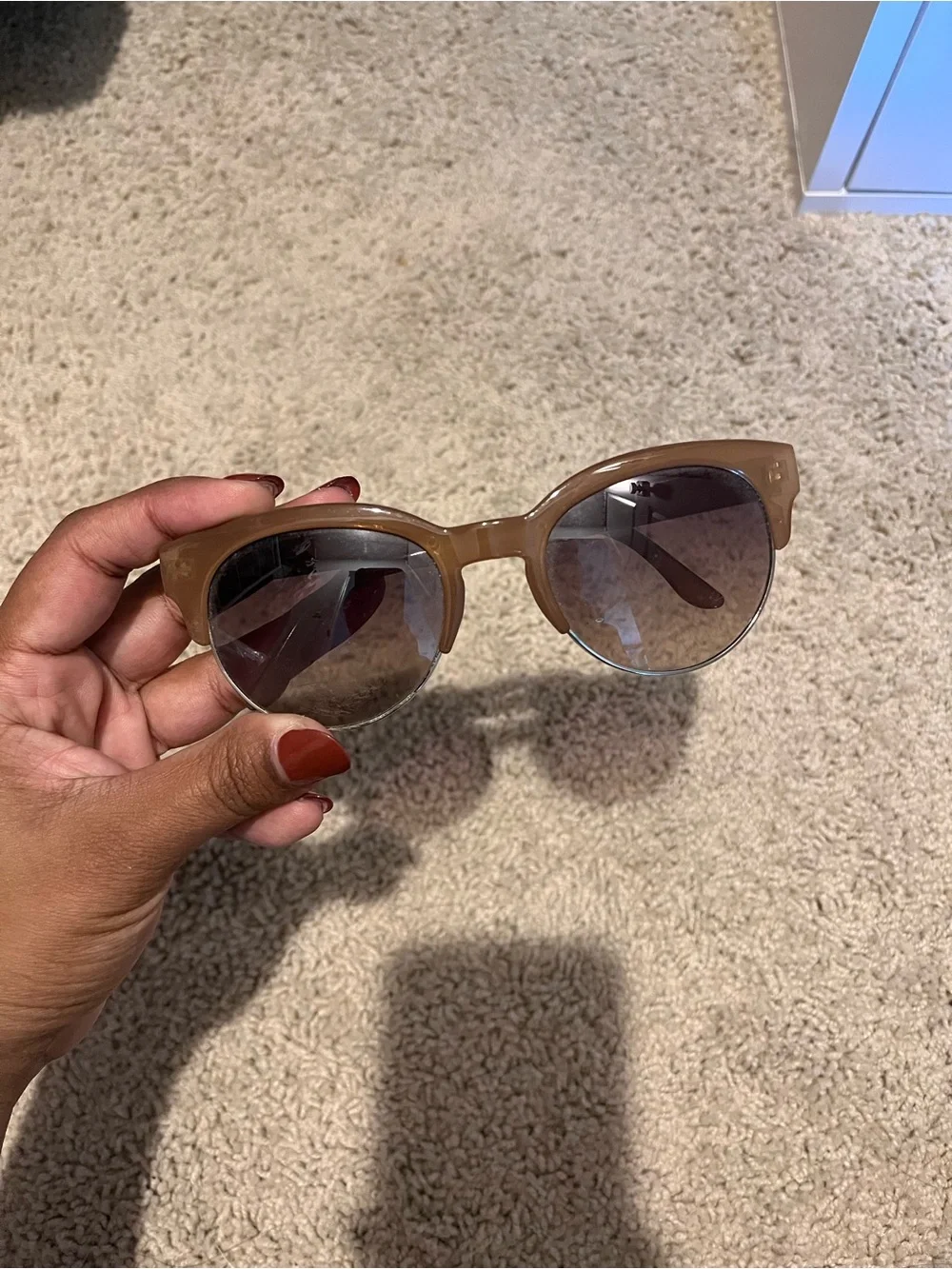 N/A fashionable brown